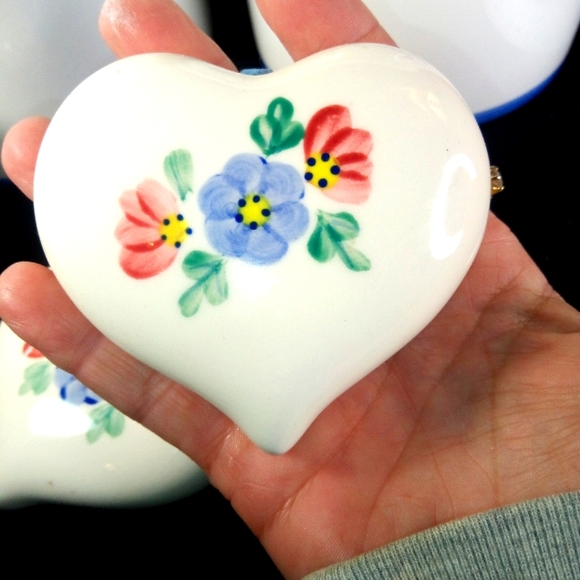 Hand Painted Ceramic Canister Group - Picture 4 of 13